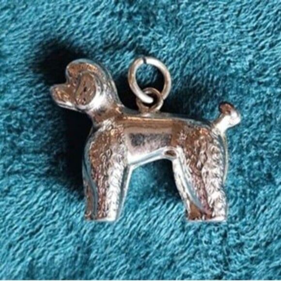 Vintage Sterling Silver 3D Poodle Dog Charm / Signed Sterling / Z34 - Picture 1 of 4